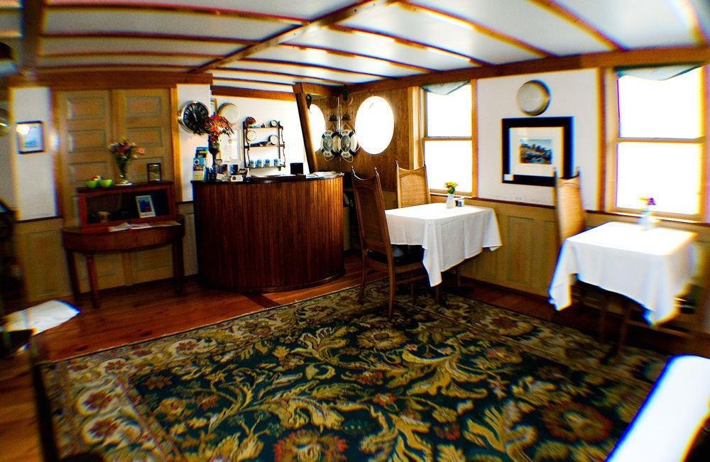 Bed and Breakfast The Covington Houseboat Saint Paul Zewnętrze zdjęcie